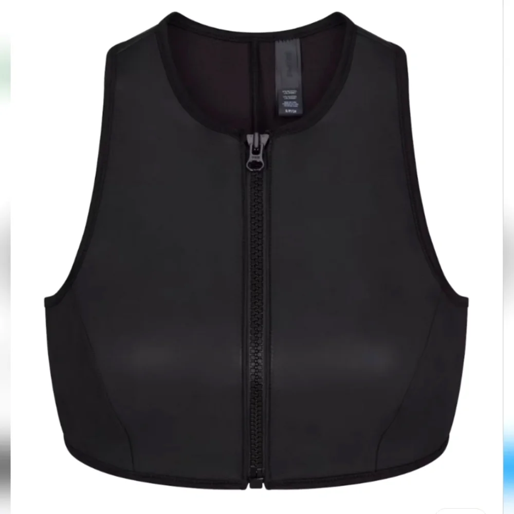 NWT SKIMS RUBBERIZED SCUBA SWIM HIGH NECK BIKINI TOP ONYX FULL ZIP FRONT PLUS 2X